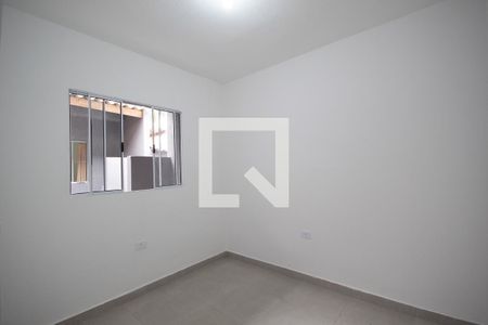 Quarto de apartamento para alugar com 1 quarto, 24m² em Vila Menk, Osasco