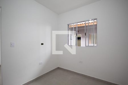 Quarto de apartamento para alugar com 1 quarto, 24m² em Vila Menk, Osasco