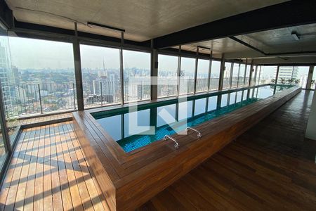 Studio à venda com 25m², 1 quarto e sem vagaPiscina Coberta