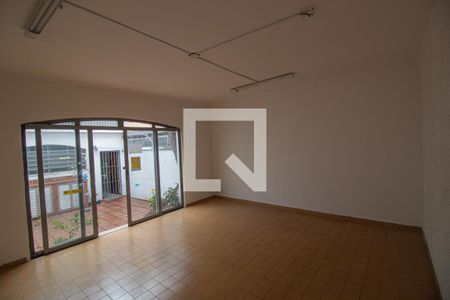 Casa para alugar com 224m², 4 quartos e 3 vagasEdícula 