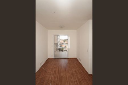 Sala de apartamento para alugar com 2 quartos, 65m² em Vila Antonieta, São Paulo