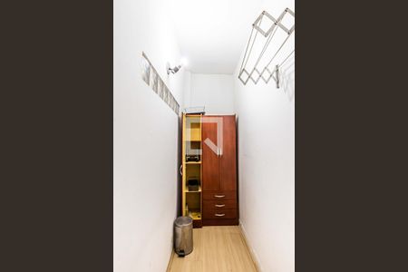 Apartamento para alugar com 73m², 2 quartos e sem vagaQuarto de serviço