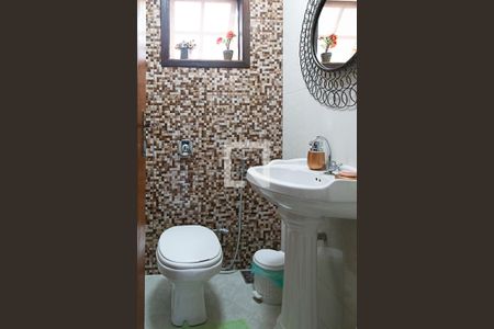 Casa de condomínio para alugar com 210m², 3 quartos e 2 vagasLavabo 