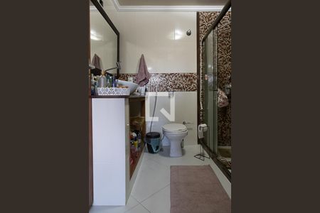 Casa de condomínio para alugar com 210m², 3 quartos e 2 vagasBanheiro da suíte 1 