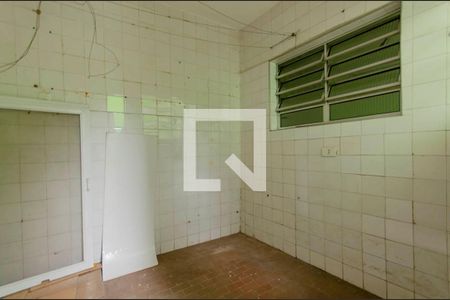 Casa à venda com 144m², 3 quartos e 2 vagasQuarto de Serviço