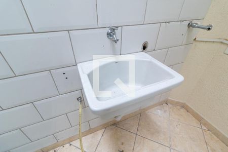 Casa de condomínio à venda com 120m², 3 quartos e 2 vagasÁrea de Serviço