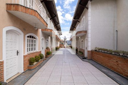 Casa de condomínio à venda com 120m², 3 quartos e 2 vagasCorredor do Condomínio