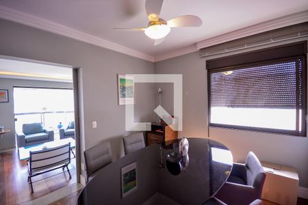 Apartamento à venda com 250m², 3 quartos e 4 vagasEscrtório