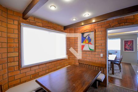 Apartamento à venda com 250m², 3 quartos e 4 vagasCopa