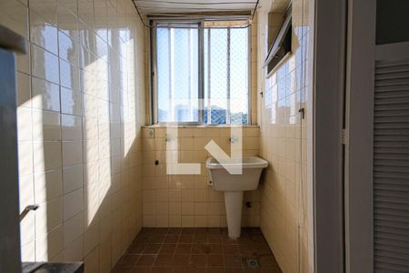 Apartamento à venda com 80m², 2 quartos e 1 vagaÁrea de Serviço