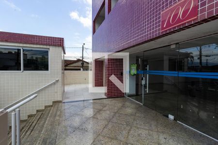 Entrada de apartamento para alugar com 1 quarto, 45m² em Vila Tupi, Praia Grande