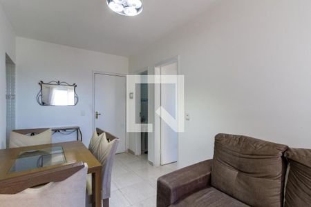 Sala de apartamento para alugar com 1 quarto, 45m² em Vila Tupi, Praia Grande