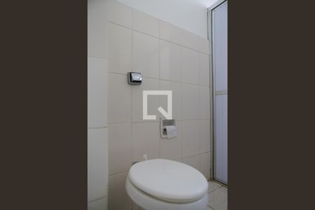 Apartamento para alugar com 74m², 2 quartos e 1 vaga Apartamento para alugar com 74m², 2 quartos e 1 vagaBanheiro