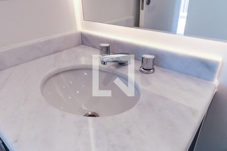 Apartamento à venda com 45m², 2 quartos e 1 vaga Apartamento à venda com 45m², 2 quartos e 1 vagaBanheiro