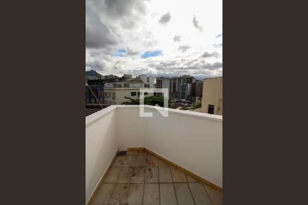 Varanda da Sala/Quarto de kitnet/studio para alugar com 1 quarto, 40m² em Tijuca, Rio de Janeiro