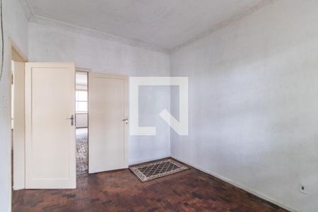 Quarto 1 de casa para alugar com 3 quartos, 110m² em Santo Antônio, Porto Alegre