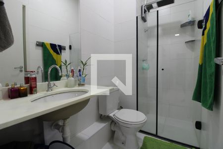 Banheiro de apartamento à venda com 1 quarto, 33m² em Jurubatuba, São Paulo