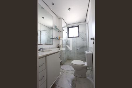 Apartamento à venda com 170m², 3 quartos e 3 vagasBanheiro da Suíte 1