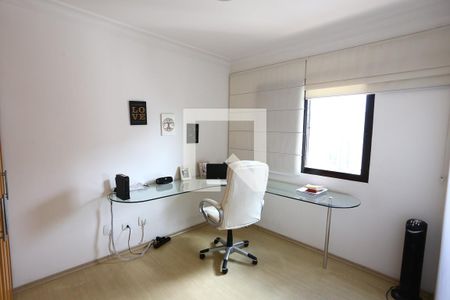 Apartamento à venda com 170m², 3 quartos e 3 vagasEscritório