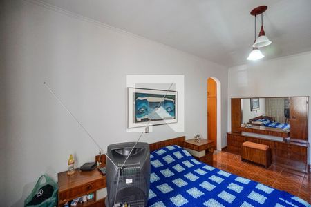 Casa à venda com 242m², 3 quartos e 6 vagasSuíte