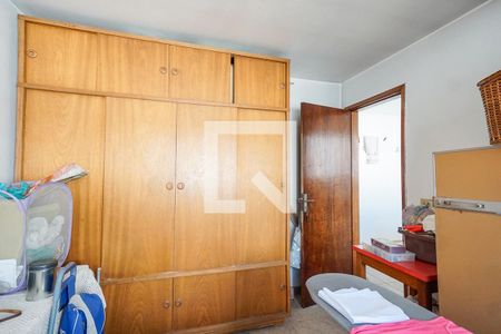 Casa à venda com 242m², 3 quartos e 6 vagasQuarto de serviço