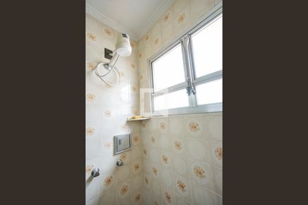 Casa à venda com 242m², 3 quartos e 6 vagasChuveiro