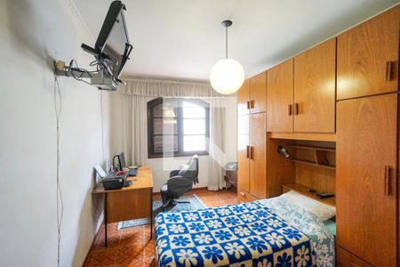 Casa à venda com 242m², 3 quartos e 6 vagasQuarto 02