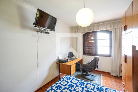 Casa à venda com 242m², 3 quartos e 6 vagasQuarto 02