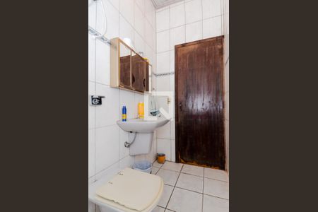 Casa à venda com 250m², 3 quartos e 2 vagasBanheiro Social
