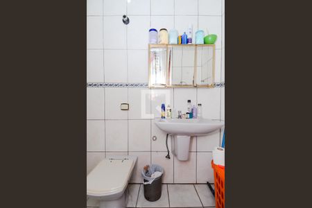 Casa à venda com 250m², 3 quartos e 2 vagasBanheiro da Suíte