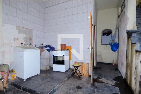 Casa à venda com 250m², 3 quartos e 2 vagasÁrea de Serviço