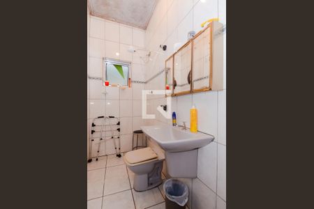 Casa à venda com 250m², 3 quartos e 2 vagasBanheiro Social