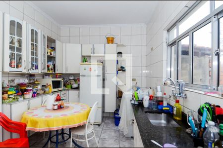 Casa à venda com 250m², 3 quartos e 2 vagasCozinha