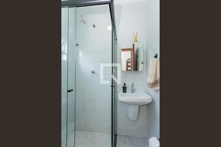 Banheiro suite 1 de casa para alugar com 3 quartos, 140m² em Jardim Centenário, São Paulo