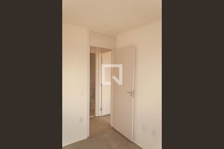 Quarto 2 de apartamento para alugar com 2 quartos, 49m² em São Vicente, Belford Roxo