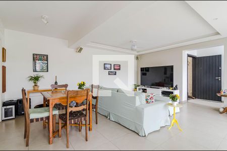 Casa à venda com 300m², 3 quartos e 2 vagasSalão de festas