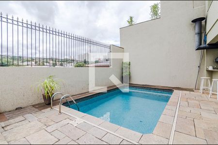 Casa à venda com 300m², 3 quartos e 2 vagasPiscina