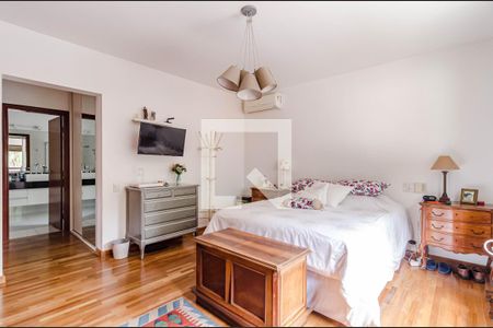 Casa à venda com 300m², 3 quartos e 2 vagasSuíte 3