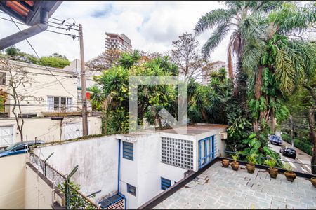 Casa à venda com 300m², 3 quartos e 2 vagasVista