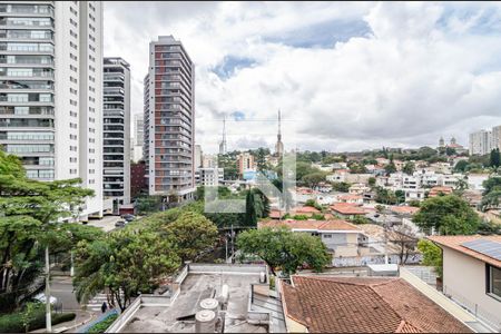Casa à venda com 300m², 3 quartos e 2 vagasVista