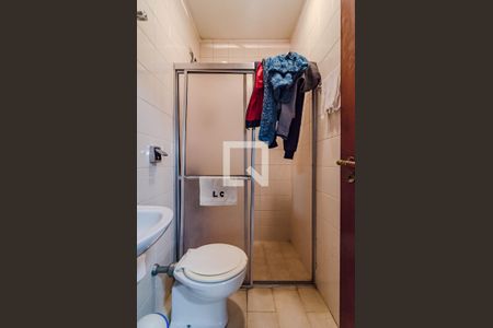 Casa à venda com 300m², 3 quartos e 2 vagasBanheiro de serviço