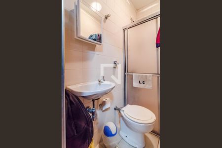 Casa à venda com 300m², 3 quartos e 2 vagasBanheiro de serviço