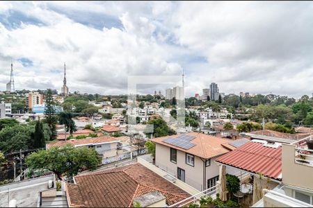 Casa à venda com 300m², 3 quartos e 2 vagasVista
