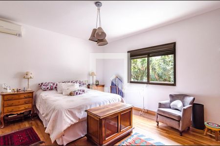 Casa à venda com 300m², 3 quartos e 2 vagasSuíte 3