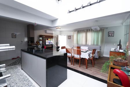 Sala/Cozinha de casa de condomínio à venda com 3 quartos, 210m² em Casa Verde Alta, São Paulo