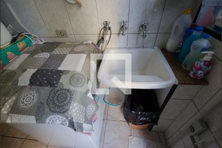 Casa à venda com 104m², 3 quartos e 2 vagas Casa à venda com 104m², 3 quartos e 2 vagasÁrea de Serviço