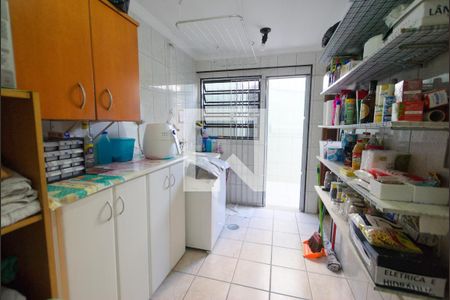 Casa à venda com 104m², 3 quartos e 2 vagas Casa à venda com 104m², 3 quartos e 2 vagasÁrea de Serviço