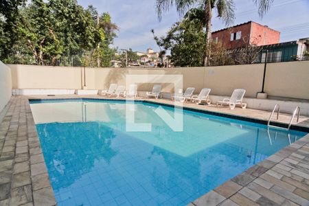 Apartamento à venda com 57m², 2 quartos e 1 vaga Apartamento à venda com 57m², 2 quartos e 1 vagaÁrea comum - Piscina