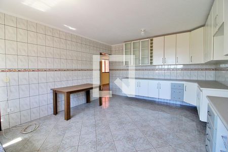 Casa à venda com 320m², 5 quartos e 10 vagasCozinha