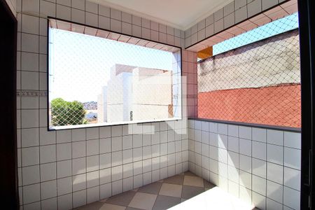 Casa à venda com 320m², 5 quartos e 10 vagasÁrea de Serviço